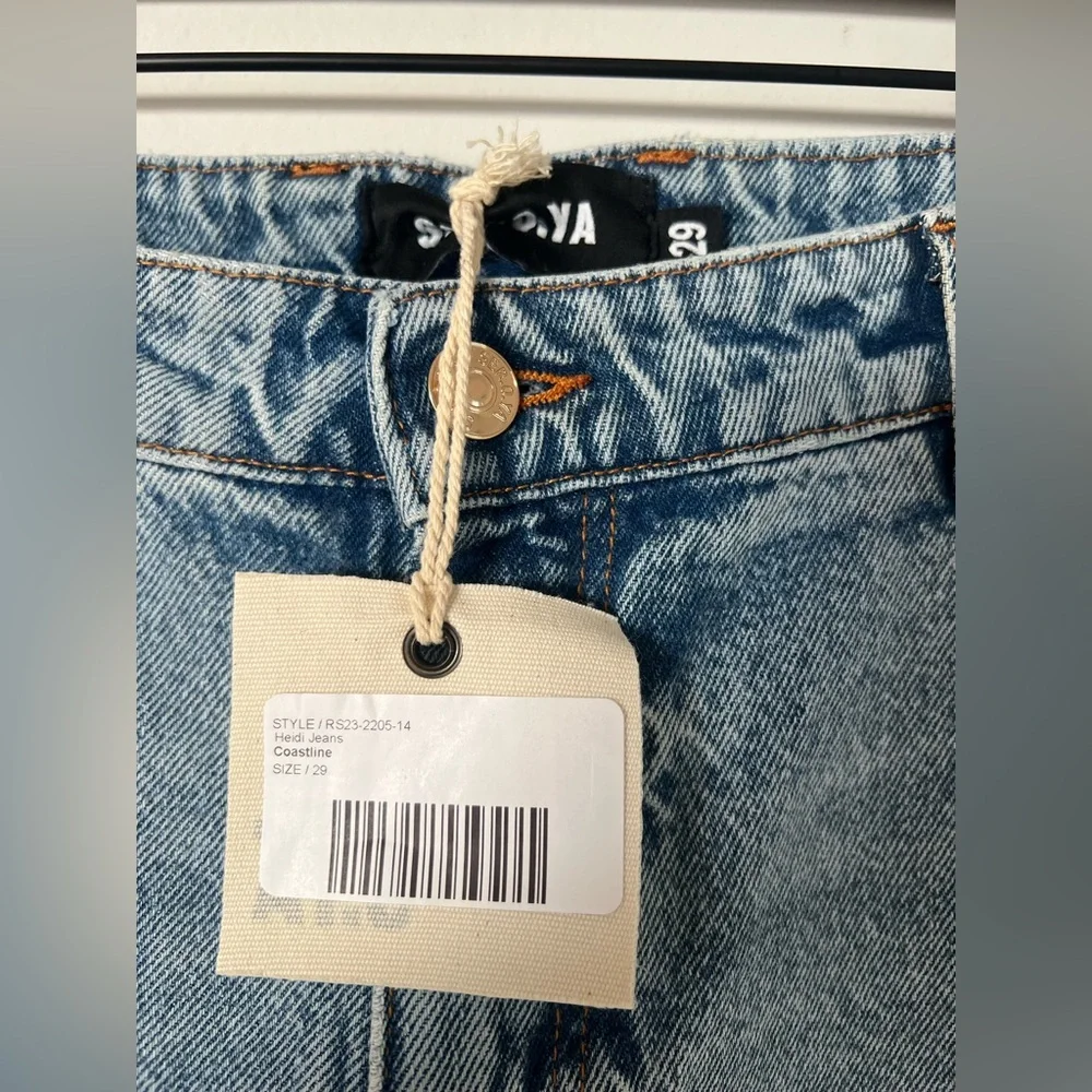 NWT SER.O.YA Heidi Straight Leg Patch Jean 29x35 in Coastline - Picture 8 of 15